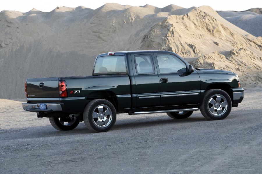  Chevrolet Silverado 2003 года  (фото 17 из 58)